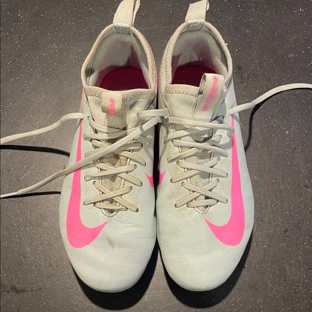 Nike Kids Zoom Mercurial Vapor 16 Academy Cleats - Size 3Y